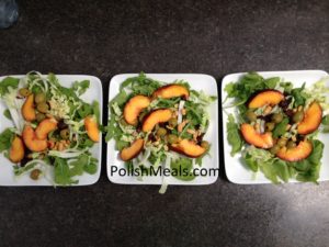 arugula with olives and peach (2)