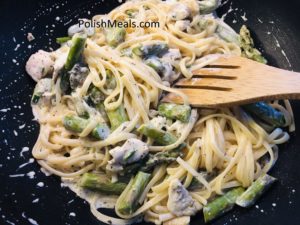 Pasta with Creamy Asparagus and Chicken (5)